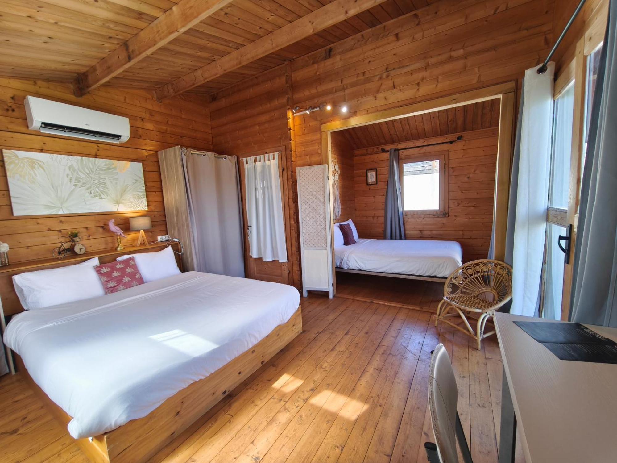 Chambres Isula Bella Figari  Exteriör bild